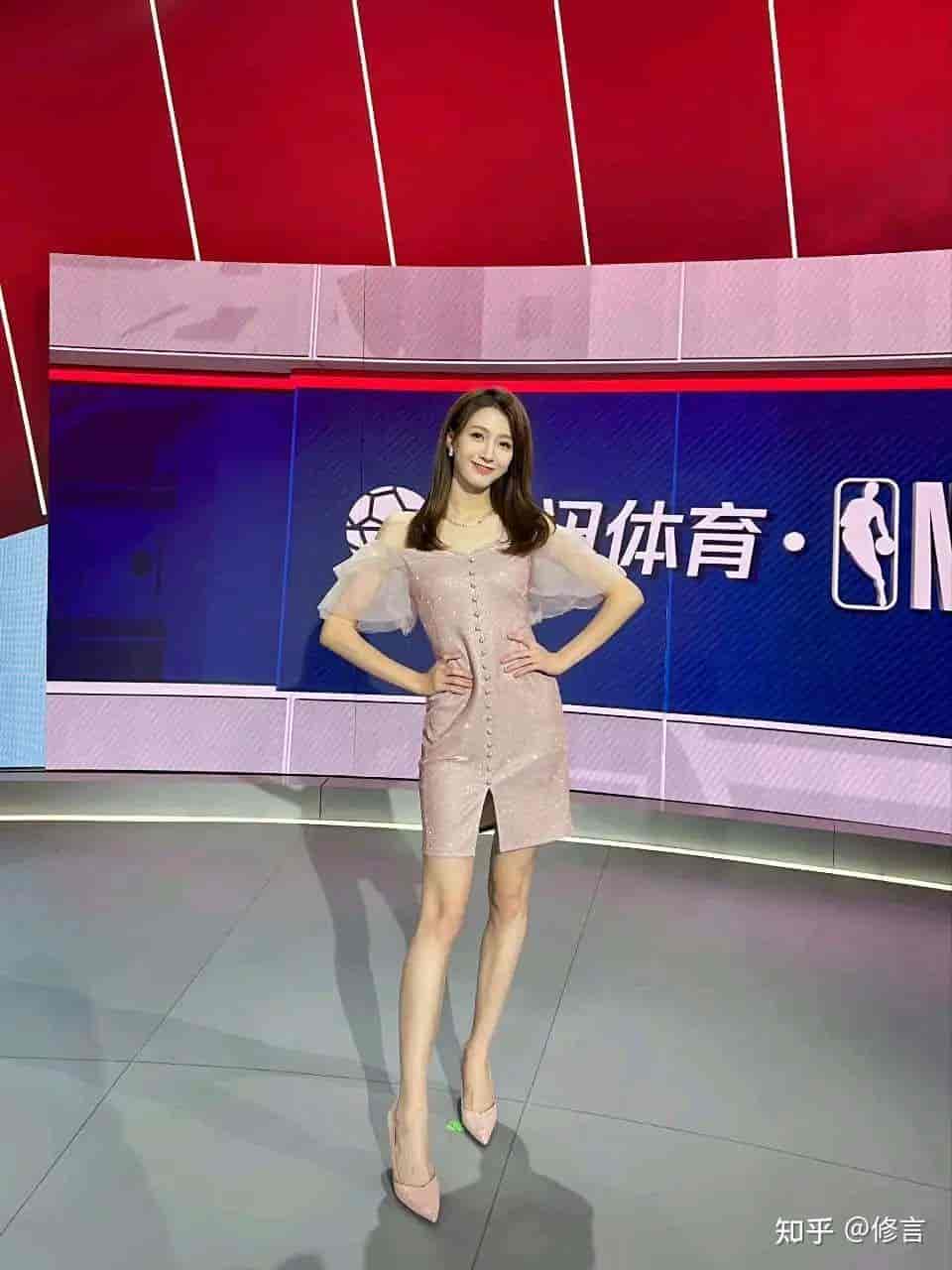 NBA最美女主播：大长腿吸睛合集